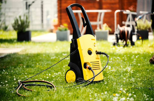 Best Animal Enclosure Cleaning  in Chamberlain, SD